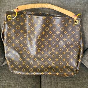LOUIS VUITTON BAG